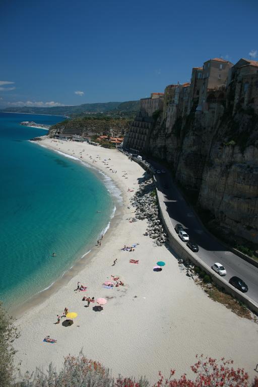Appartamenti Porta Antica Di Tropea Ruang foto
