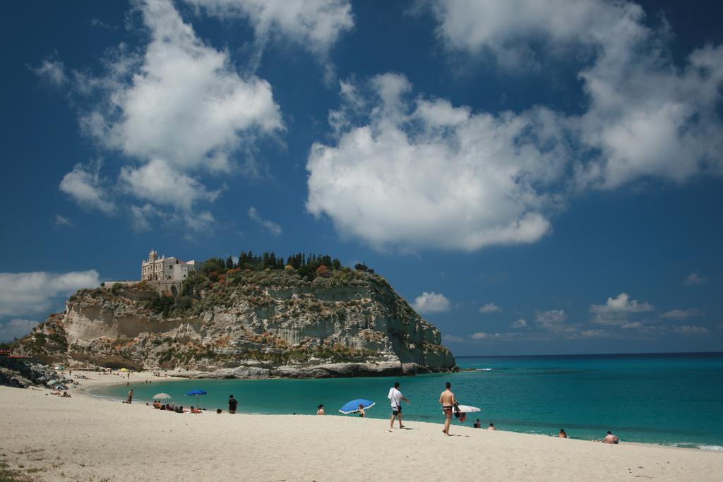 Appartamenti Porta Antica Di Tropea Ruang foto