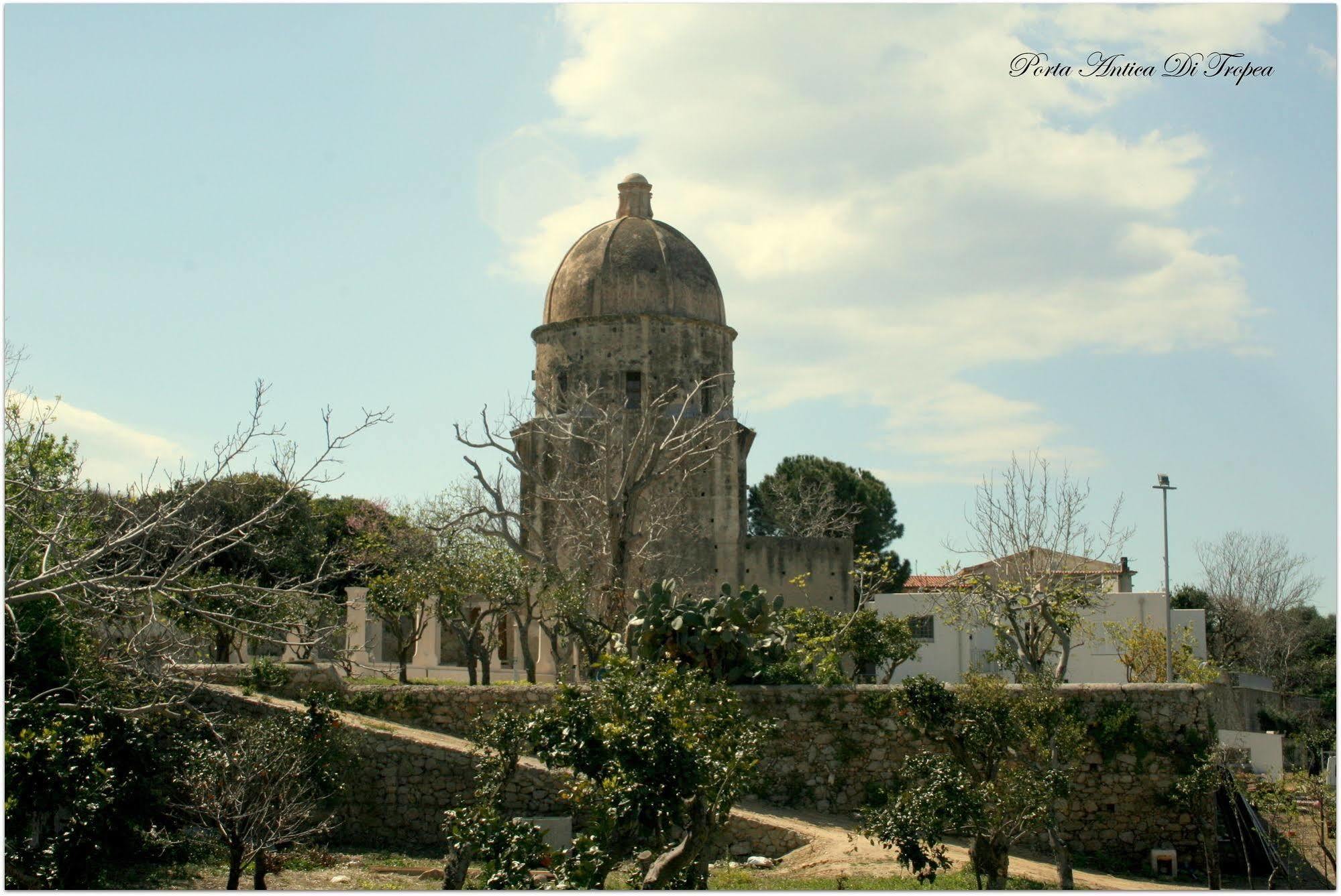 Appartamenti Porta Antica Di Tropea Bagian luar foto